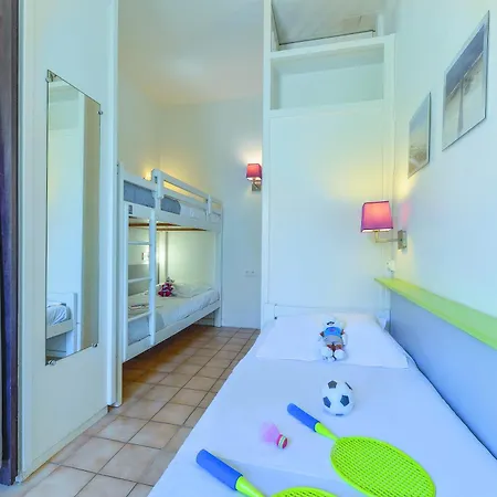 Hotel Belambra Clubs Motte - Petite Camargue Presqu'ile Du Ponant 4*